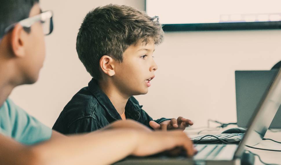 Entenda a importância da tecnologia em sala de aula