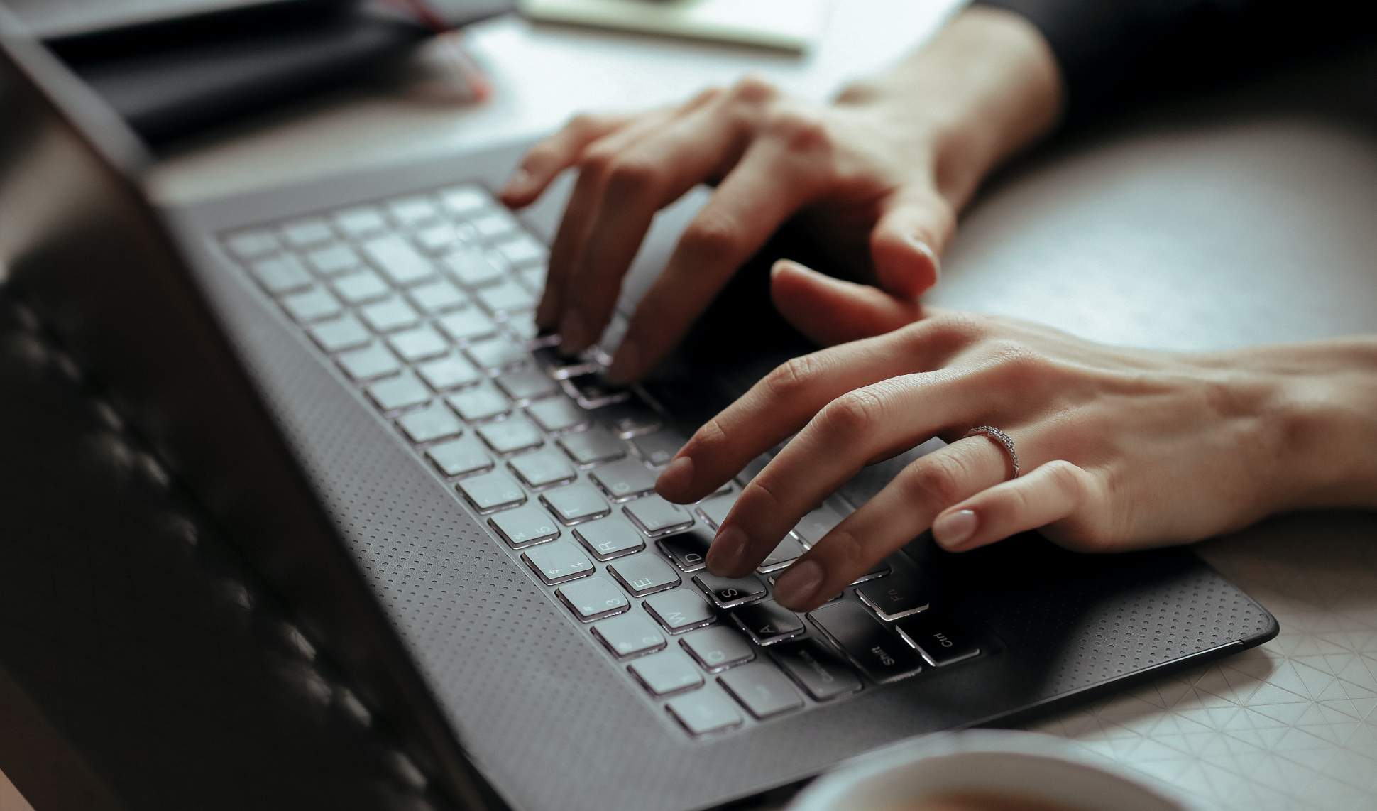 Qual sistema operacional é mais adequado para o seu desenvolvimento?